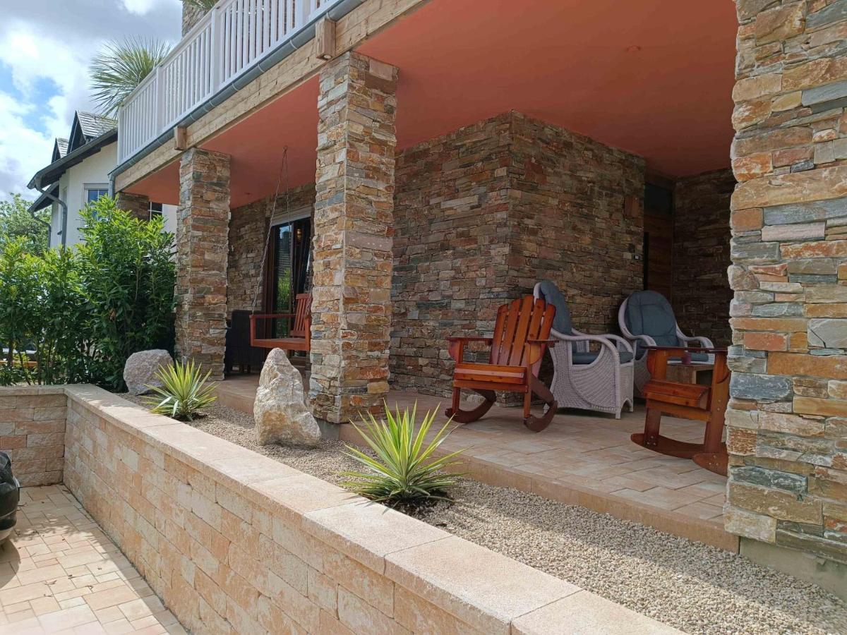 Luxus Ferienwohnung Chalet Seenaehe Schalkenmehren Bagian luar foto