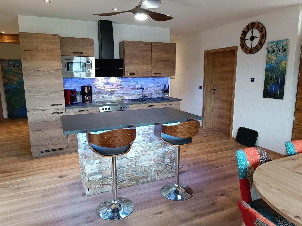 Luxus Ferienwohnung Chalet Seenaehe Schalkenmehren Bagian luar foto