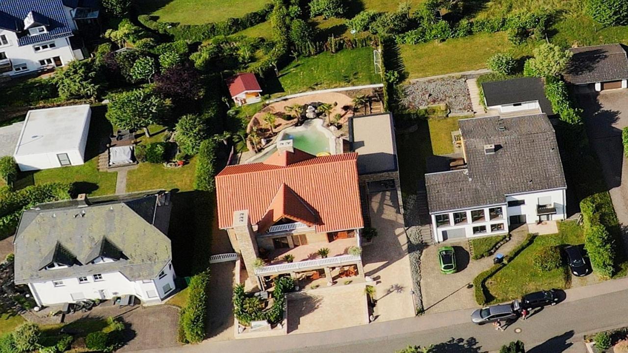Luxus Ferienwohnung Chalet Seenaehe Schalkenmehren Bagian luar foto