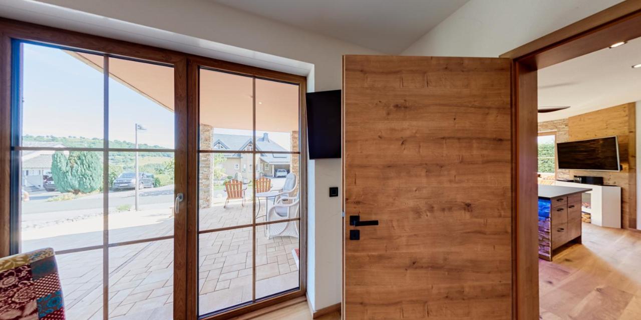 Luxus Ferienwohnung Chalet Seenaehe Schalkenmehren Bagian luar foto