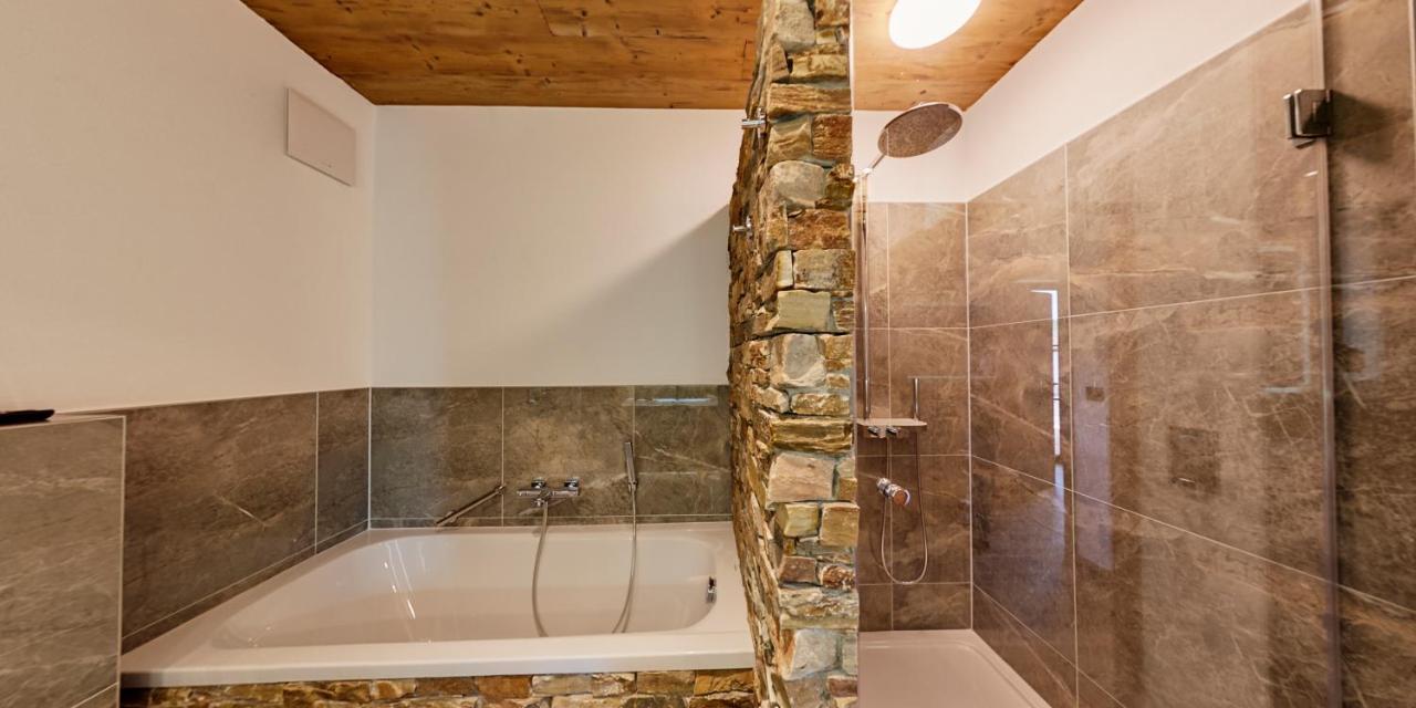 Luxus Ferienwohnung Chalet Seenaehe Schalkenmehren Bagian luar foto