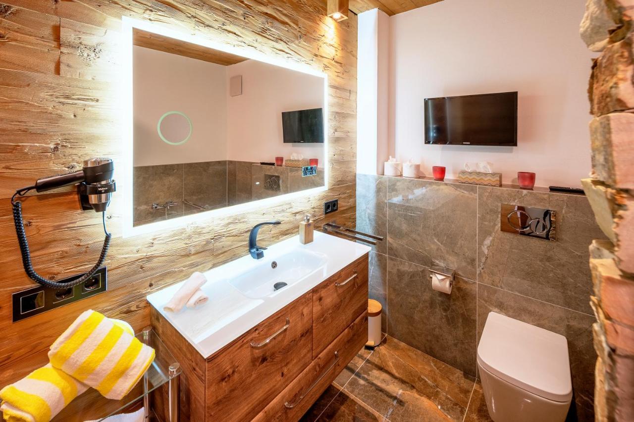 Luxus Ferienwohnung Chalet Seenaehe Schalkenmehren Bagian luar foto