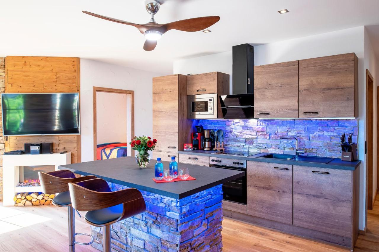 Luxus Ferienwohnung Chalet Seenaehe Schalkenmehren Bagian luar foto