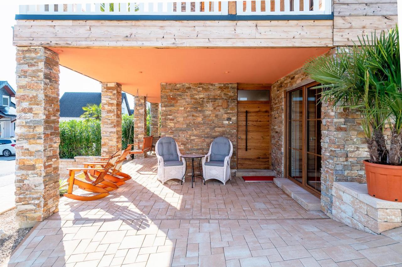 Luxus Ferienwohnung Chalet Seenaehe Schalkenmehren Bagian luar foto